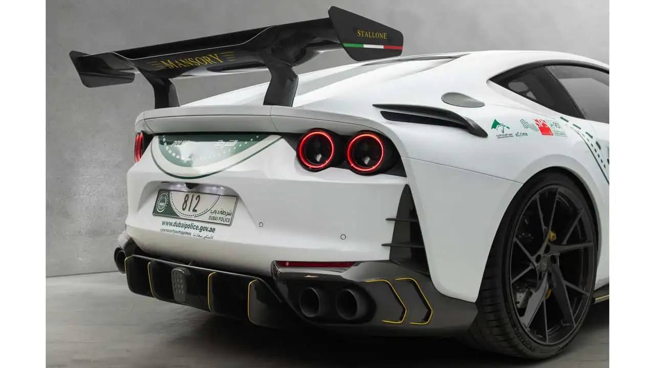 Полиция Дубая получила Ferrari 812 Superfast от Mansory — 800 сил и 345 км/ч